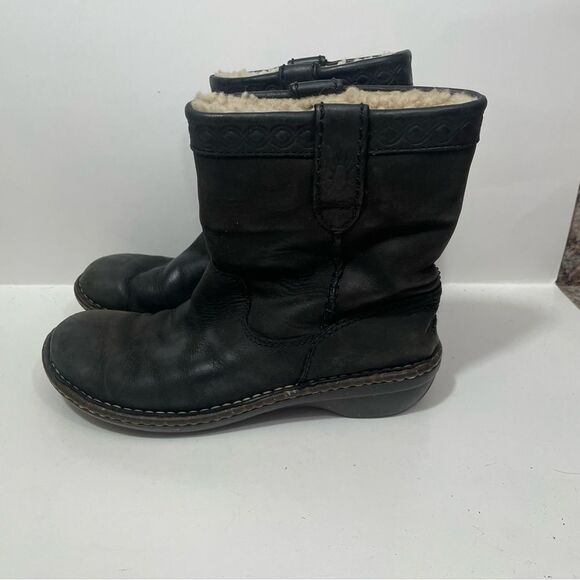 Ugg Swell Black Ankle Leather & Lambskin Winter Boots - Picture 3 of 7